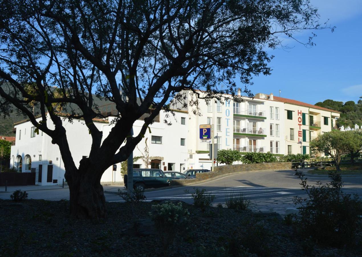 Hotel Nou Estrelles Cadaqués Exterior photo